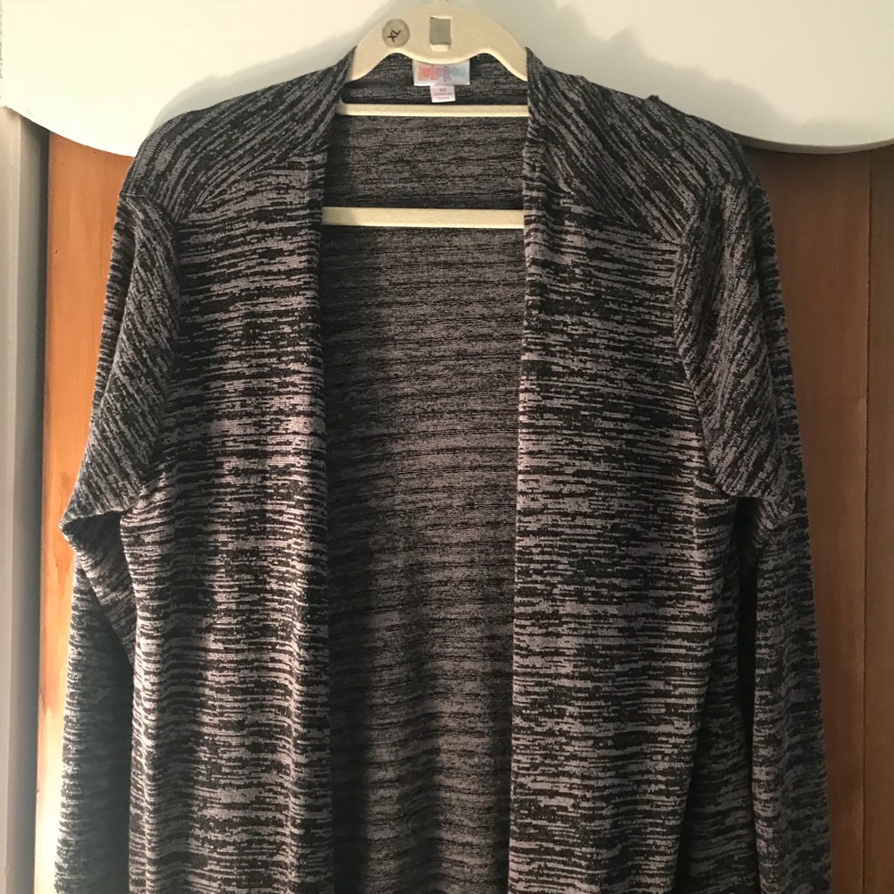 Lularoe Sarah black & gray 🦄🦄🦄